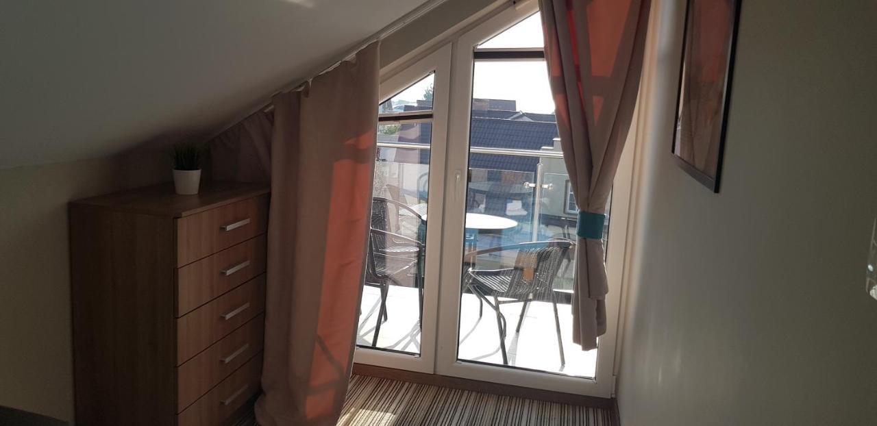 Marina Jastarnia Apartamenty W Budynku Z Basenem Экстерьер фото